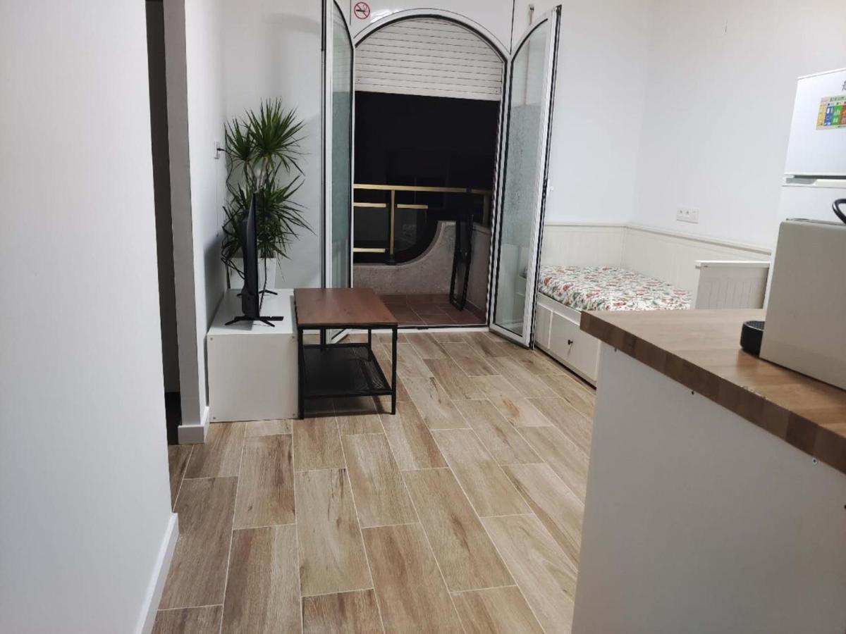 Luna L'Hospitalet de Llobregat Ngoại thất bức ảnh